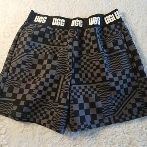 UGG Women's Chrissy Short Checks Size Large EUC